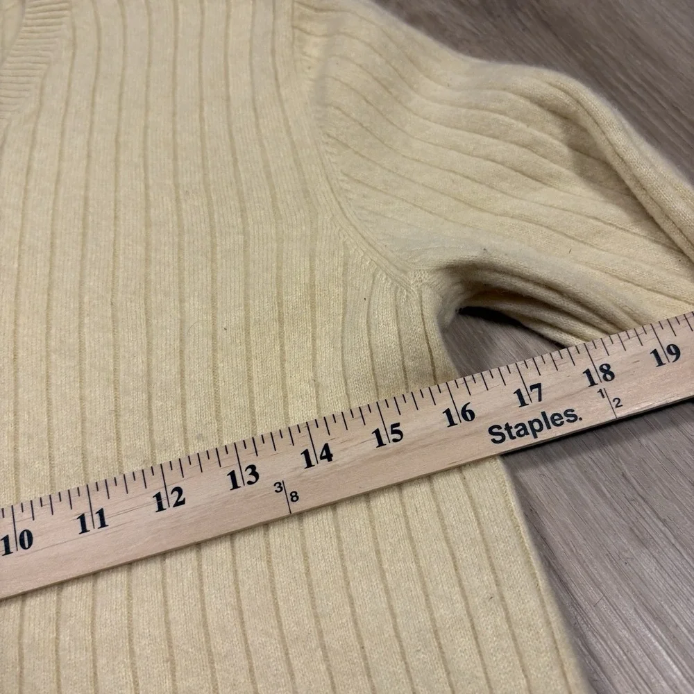 LANDS' END Men's M 38-40 Yellow 100% Cashmere Sweater V Neck Excellent